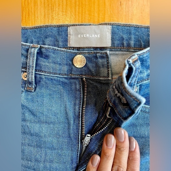 Everlane Mid-Rise Skinny Jean | Size 26 - Picture 4 of 9
